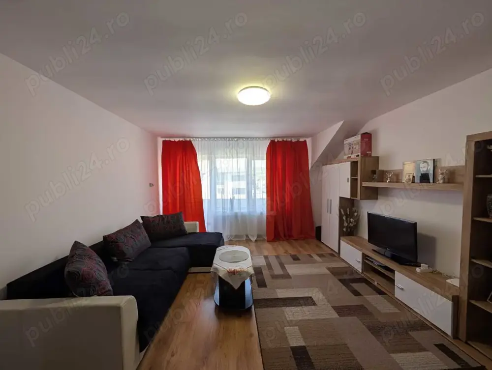 Apartament de 2 camere decomandat, zona Eroilor