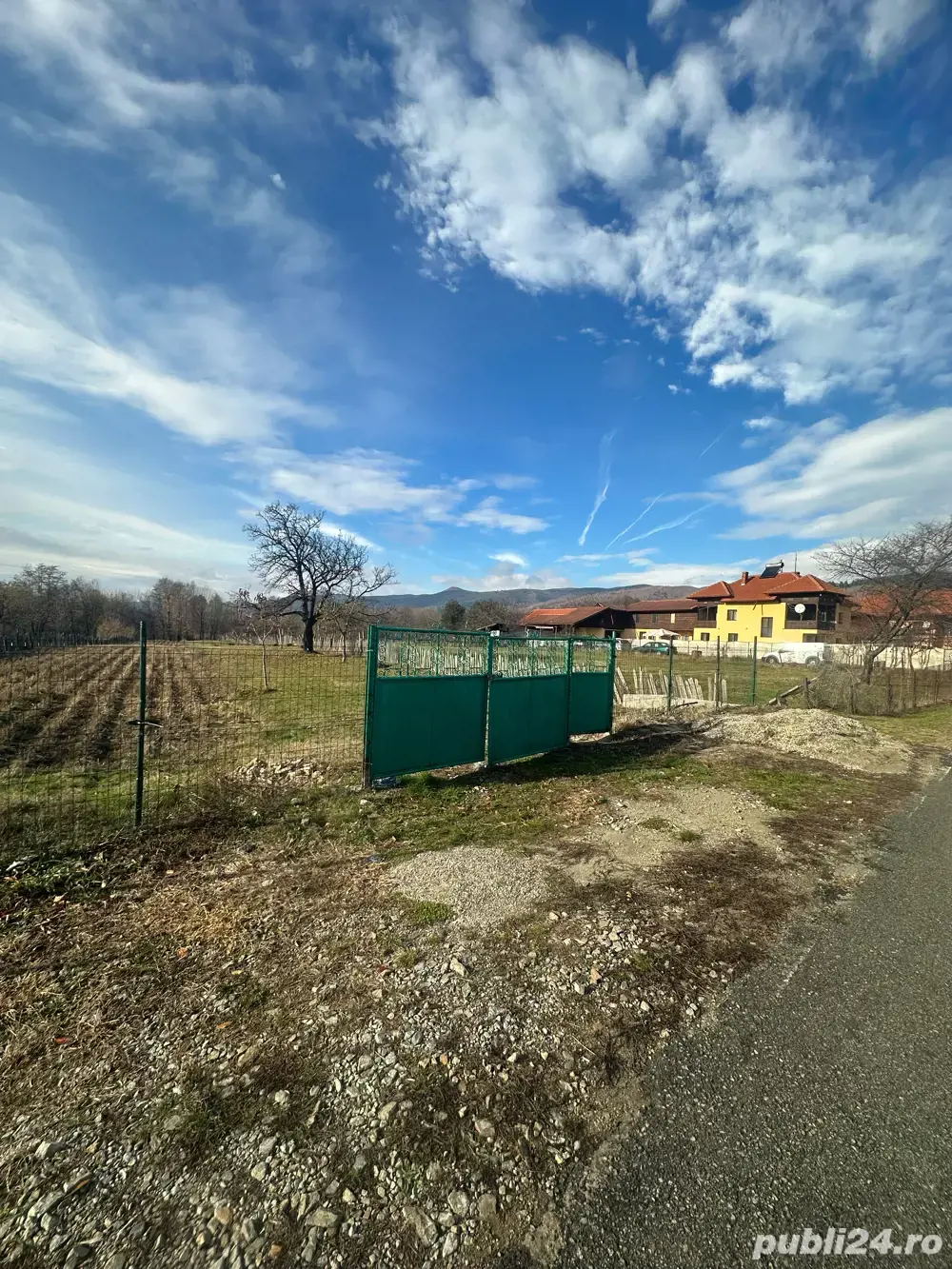 Super Ofertă! Teren la munte intravilan+extravilan