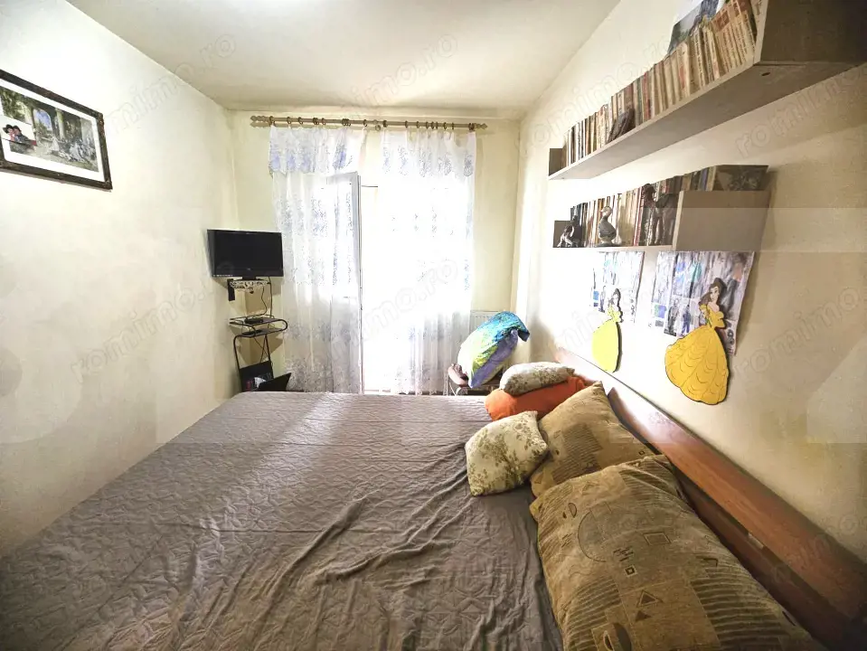 Apartament 3 camere decomandat  66 mp + 2 balcoane 95.000€