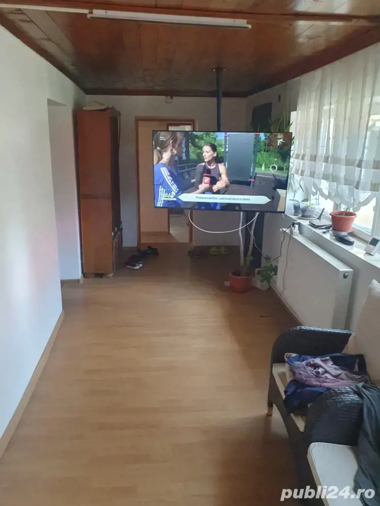 casă refăcută recent acoperiș nou 