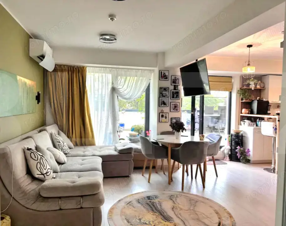 Locuință deosebită tip penthouse – ultracentral, bloc nou