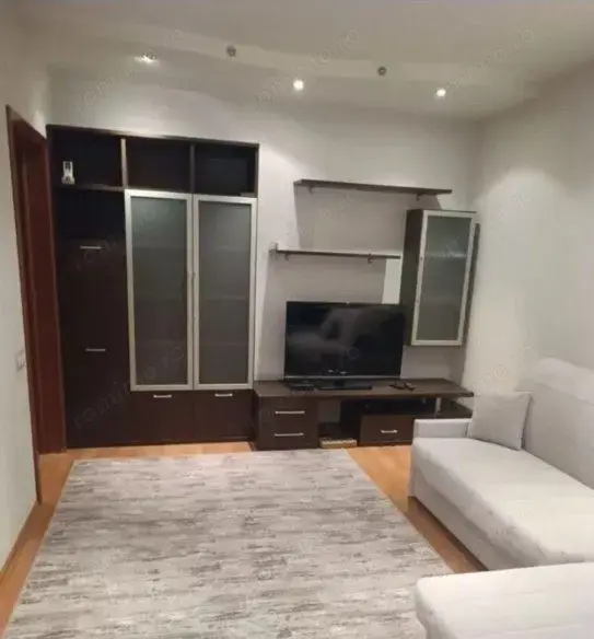 Apartament cu 2 camere de inchiriat zona Sagului