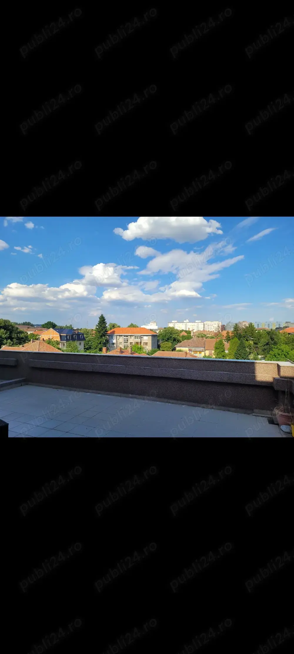 Apartament  3 camere Nou Central de vânzare 