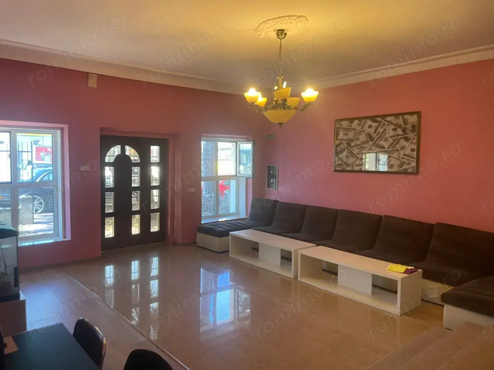 Casa de inchiriat - 200 mp - 6 dormitoare - Str. Tecuci