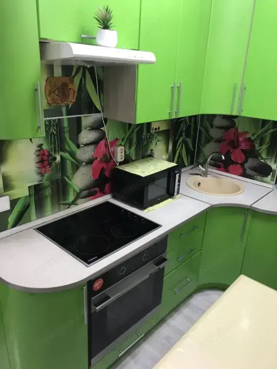 Oferim spre închiriere o garsonieră cochetă, situată ultracentral, în zona Universitate