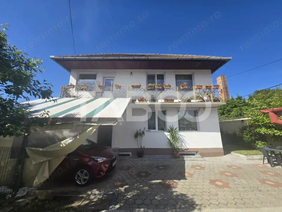 Casa de vanzare 260mp 7 camere curte 113mpu zona Trei Stejari Sibiu