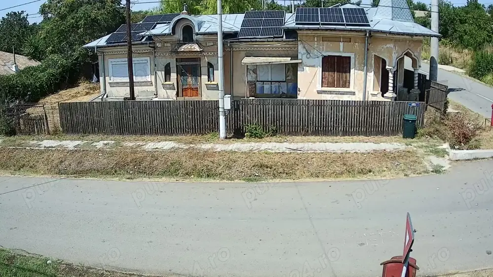 casa de locuit, in stare buna, mobilata 