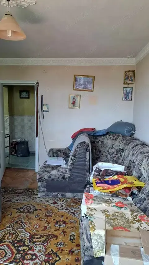 Vand apartament 3 camere