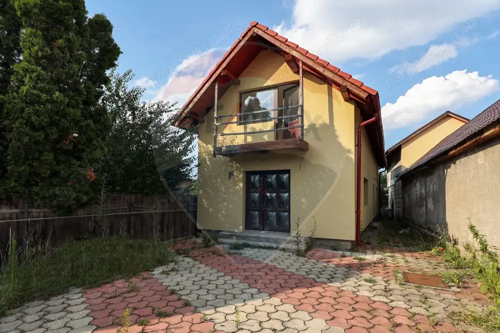 Vilă cu 3 camere de vânzare în Sacele