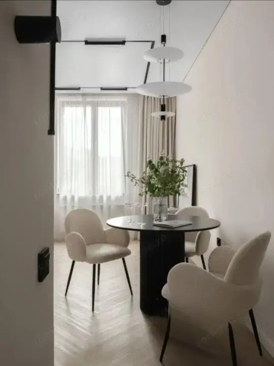 De inchiriat in zona Soarelui un apartament cu 2 camere