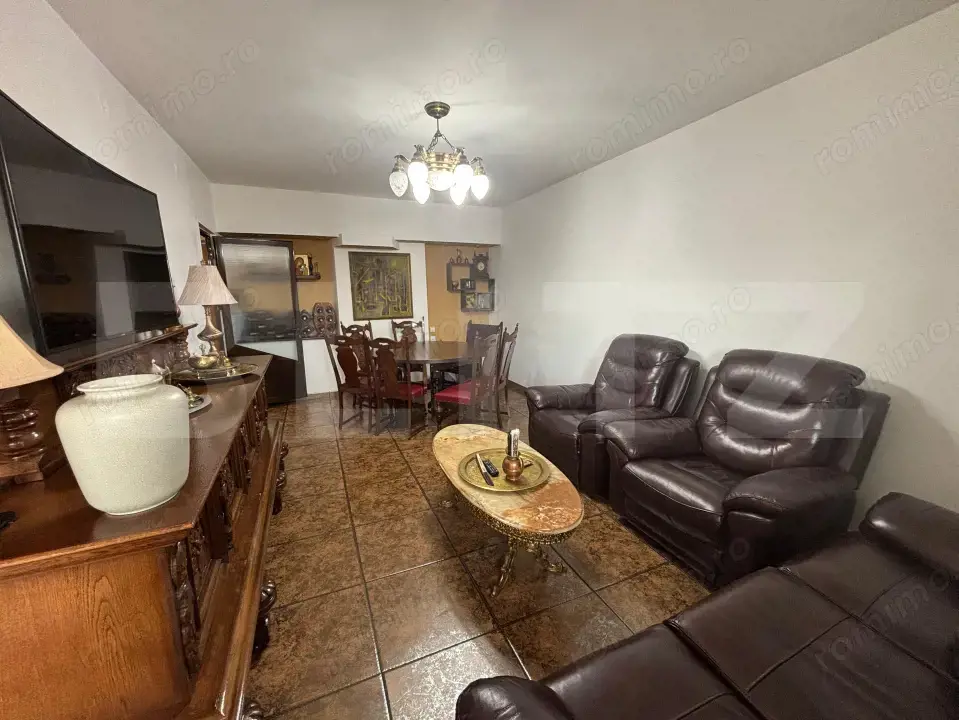 Apartament 3 camere, Ultracentral