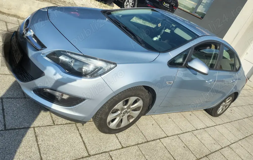 Opel Astra 1.4 ECOTEC Turbo Enjoy