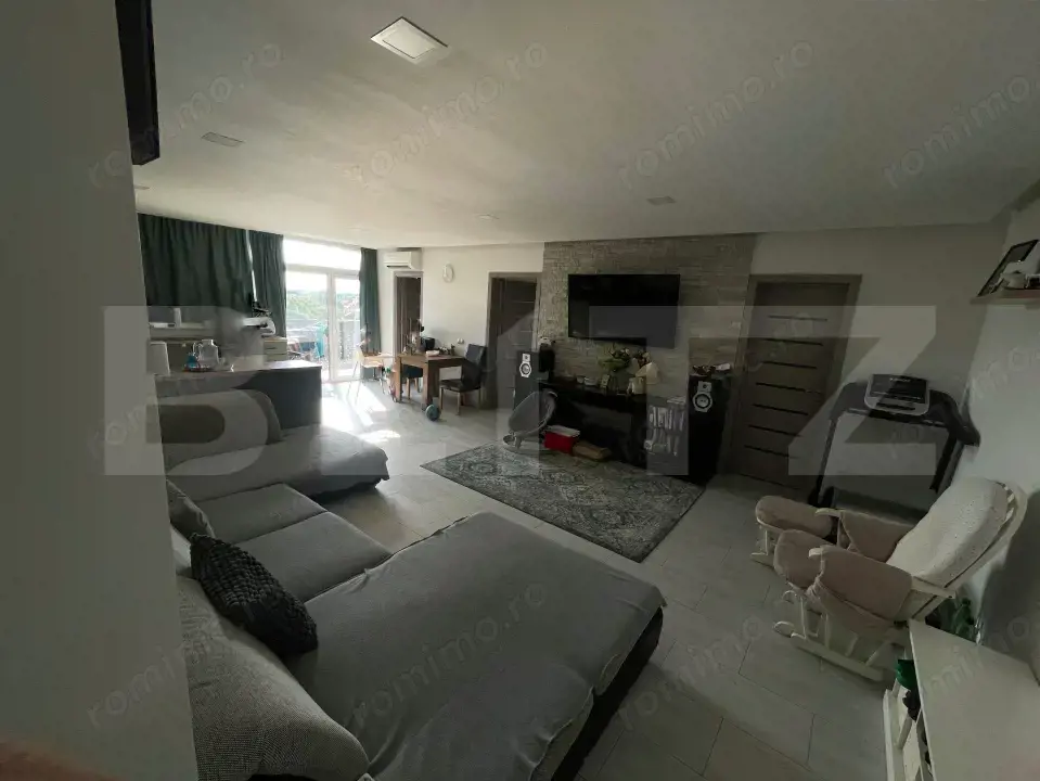 Apartament cu 3 camere, 82 mp, terasa de 21 mp, Sannicoara, complex Estimo