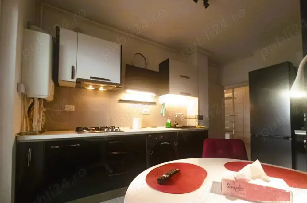  CENTRU pe Blv. Unirii chirie Apartament 2 camere decomandate