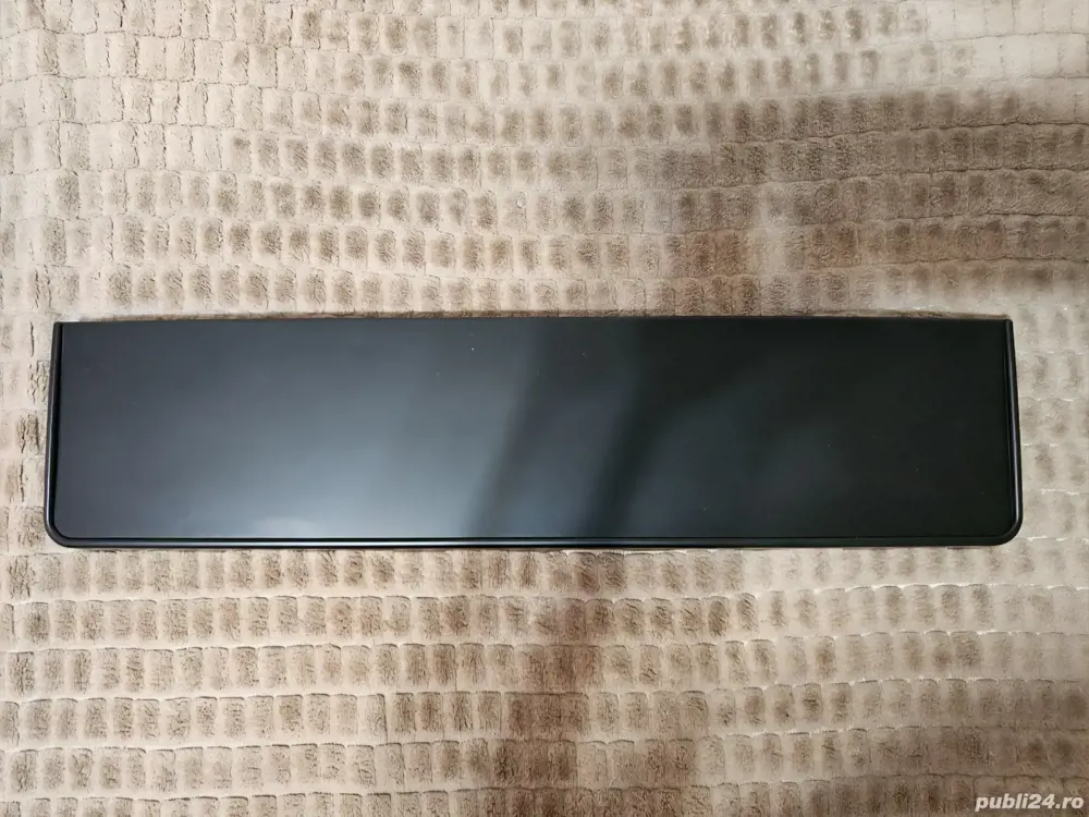 Suport nou pentru numărul de înmatriculare negru mat .