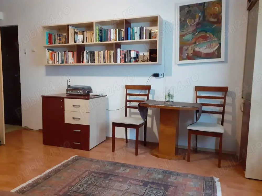 Închiriez garsonieră 20 MP Timișoara zona Soarelui