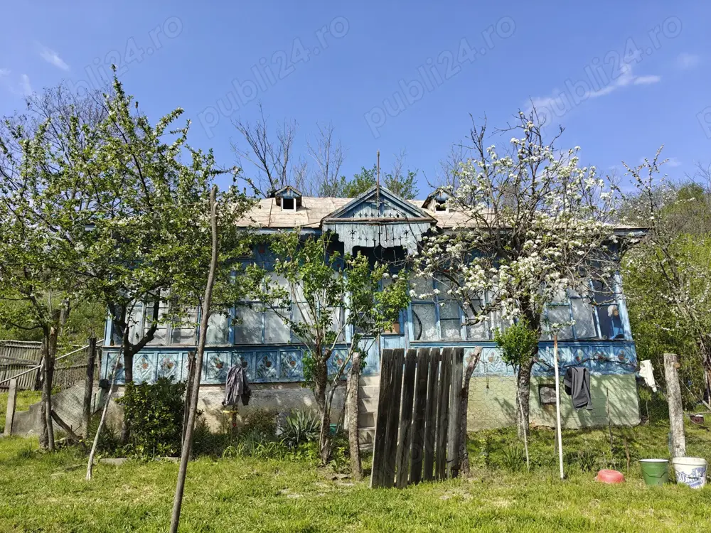 Casă cu teren generos la 15 km de Craiova