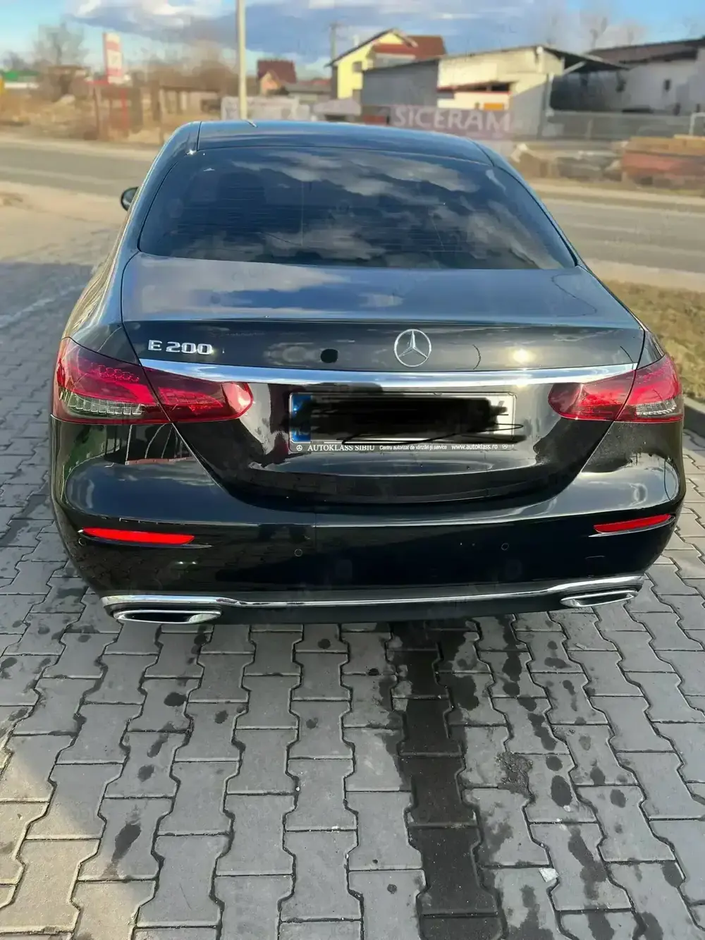 Vand Mercedes E 200 - fabricație 2022