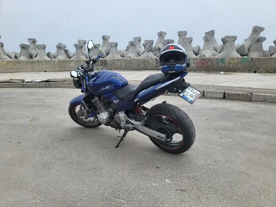 Honda Hornet CB600F PC36