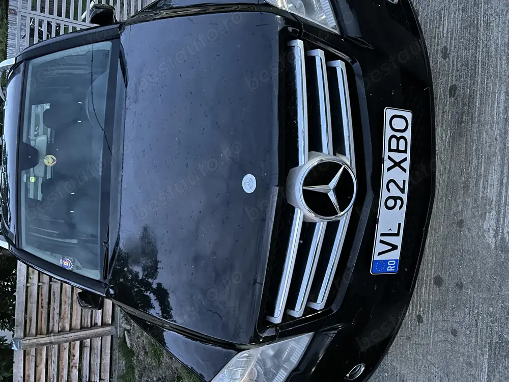 Dezmembrez Mercedes GLK 220 CDI, an 2010, Euro 5, cutie manuală, tracțiune față (2x4).