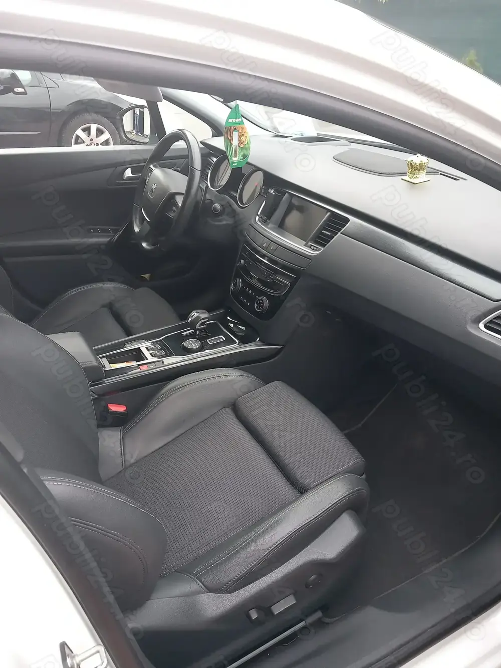 Peugeot 508 hibrid 200 cai