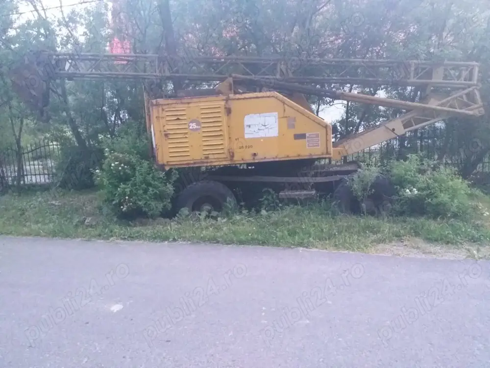 Vand macara Sennebogen 5T