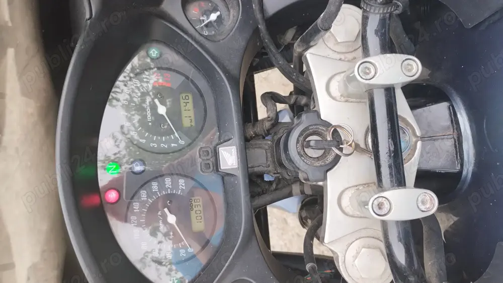 Vând Honda  600 CBF Vând Honda  600 CBF