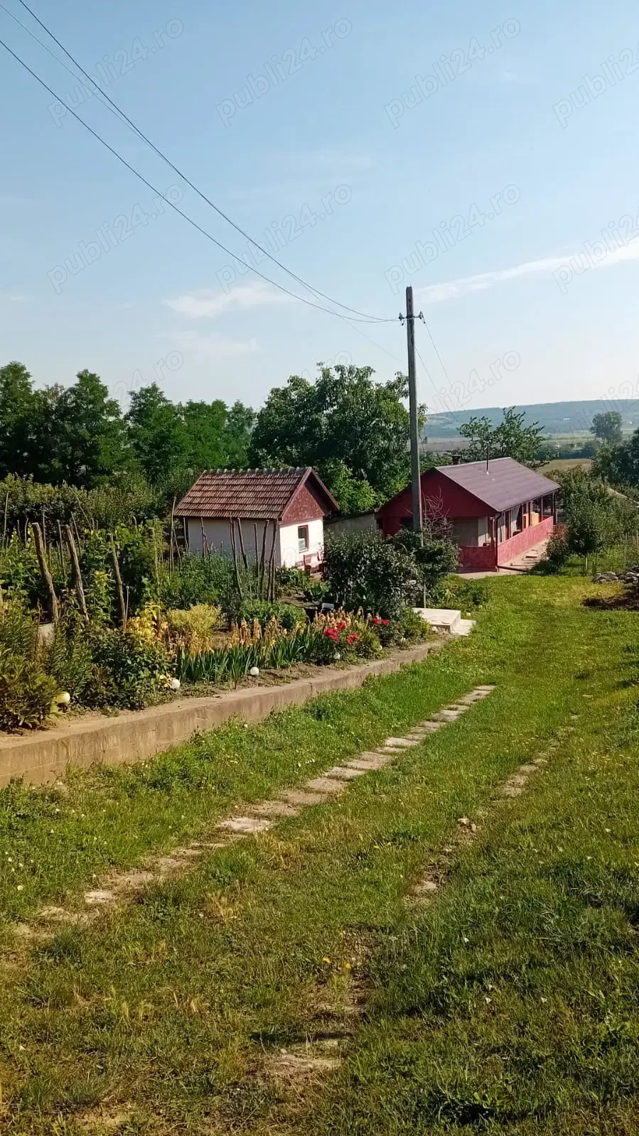 Casă de vânzare cu 2 camere
