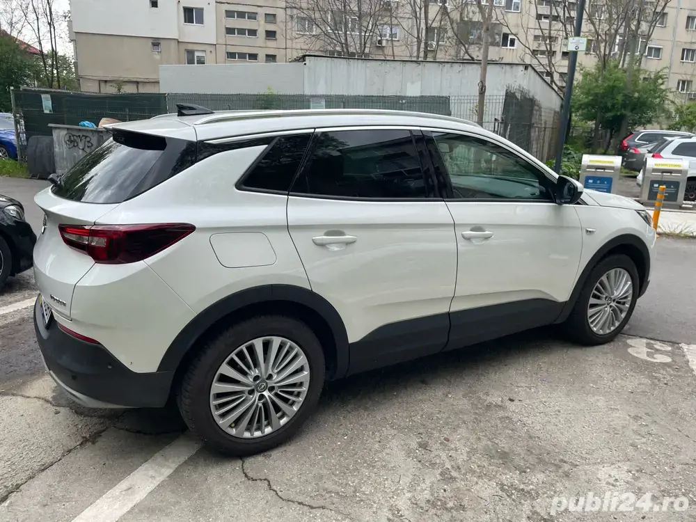 Vand Opel GrandLand X 2019