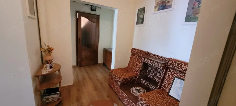 Inchiriez apartament 2 camere