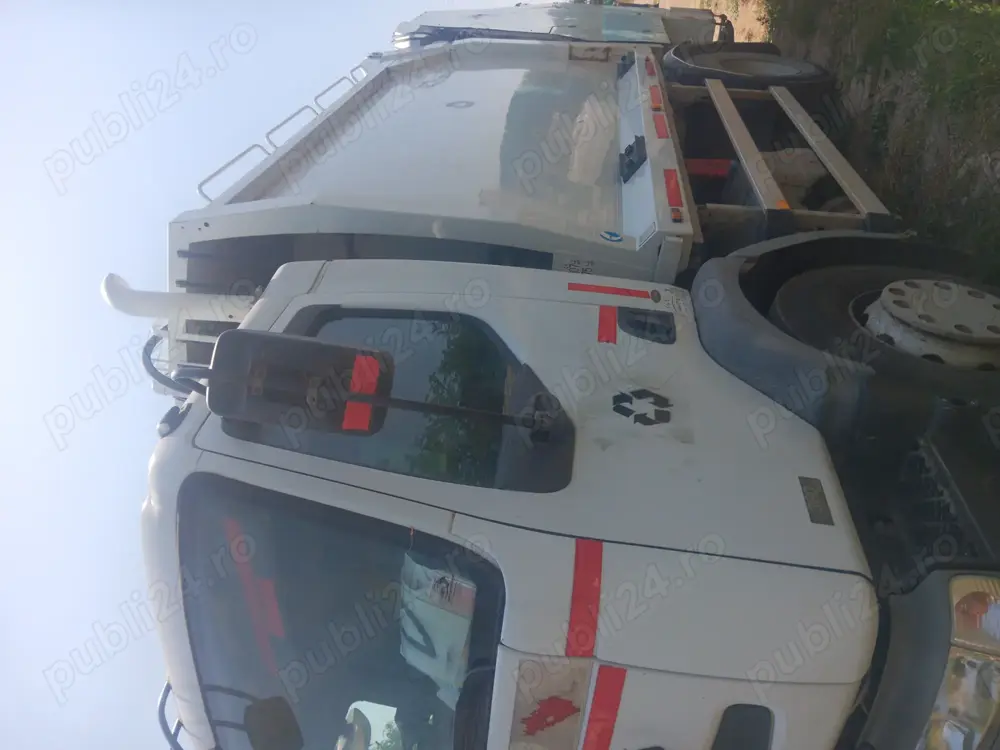 Autogunoiera renault