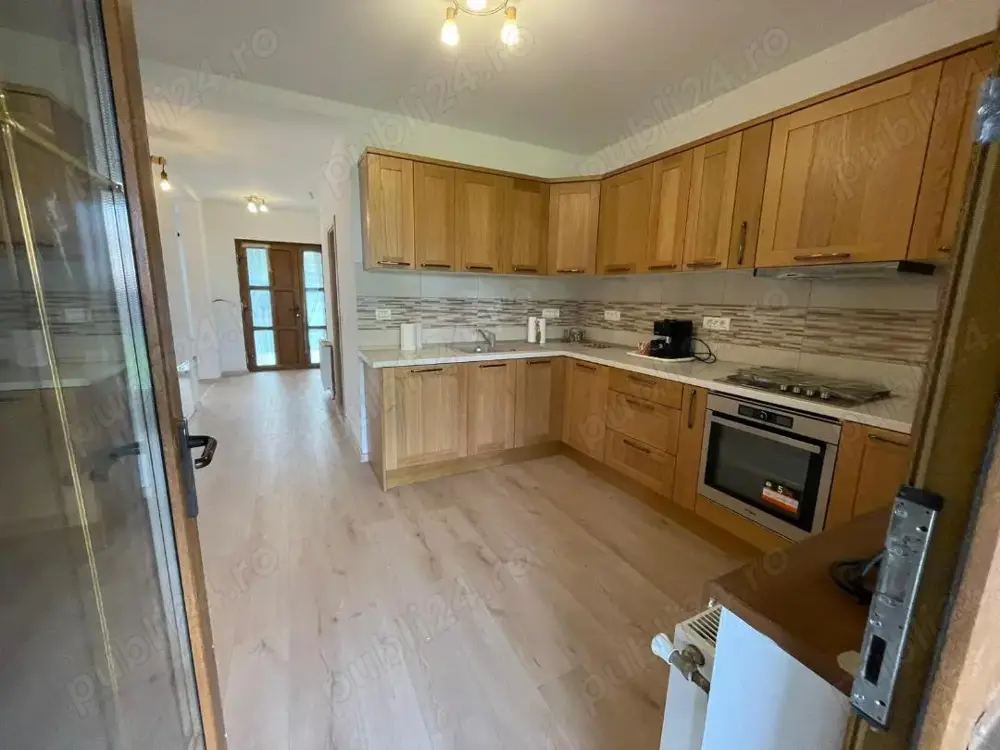 Vand 1 2 duplex , P+1 , constructie noua , in comuna Sacalaz