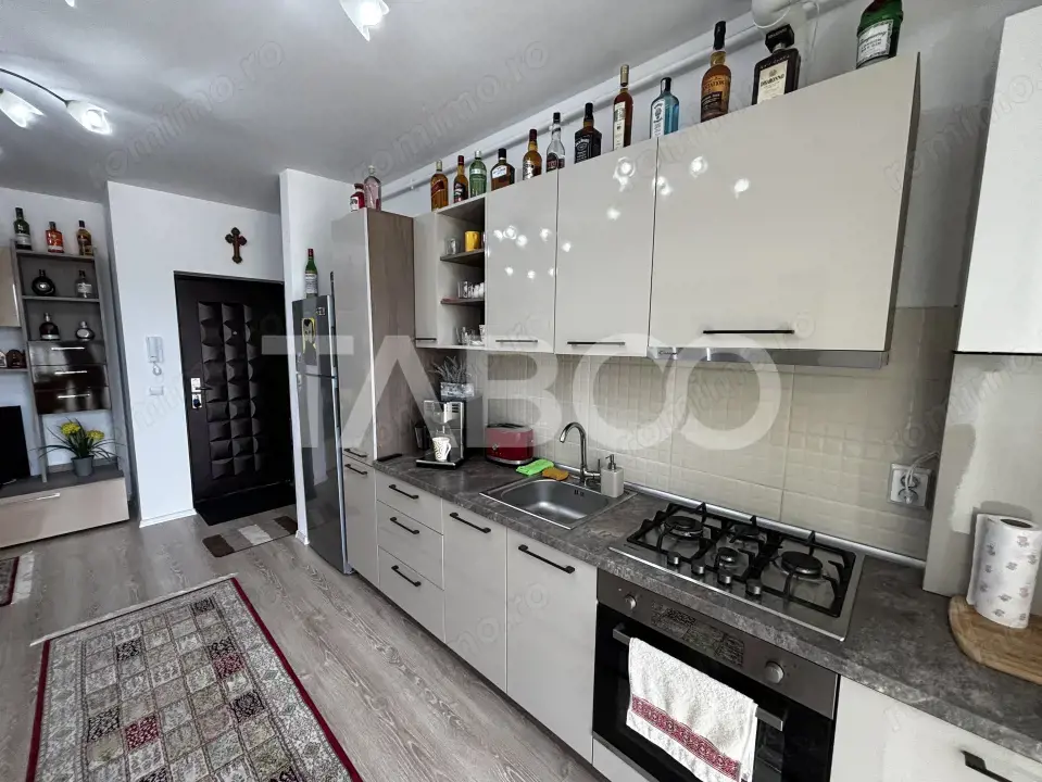 Apartament de vanzare  38mpu 2 camere+ boxa zona Turnisor