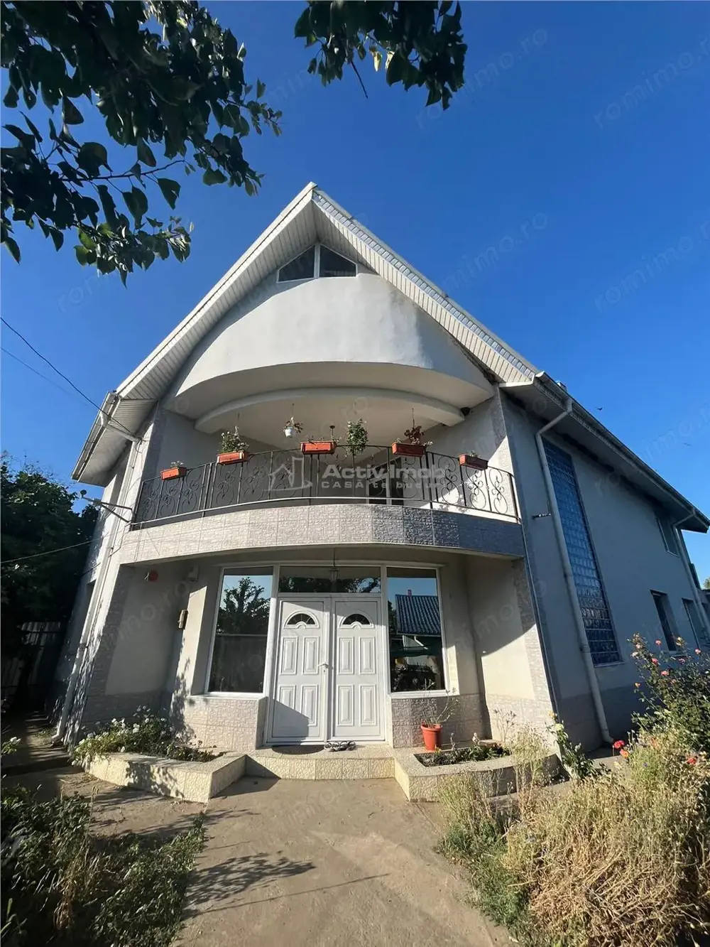 Vila Vanatori teren 2000 mp constructie 360mp