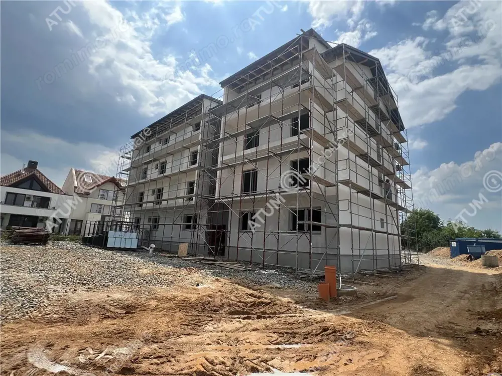 Apartament cu 3 camere decomandate etaj 1 zona Selimbar Vasile Aaron