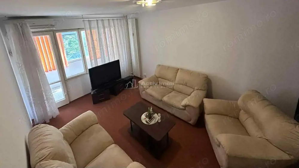 Apartament 3 camere - decomandat - bd.Timisoara