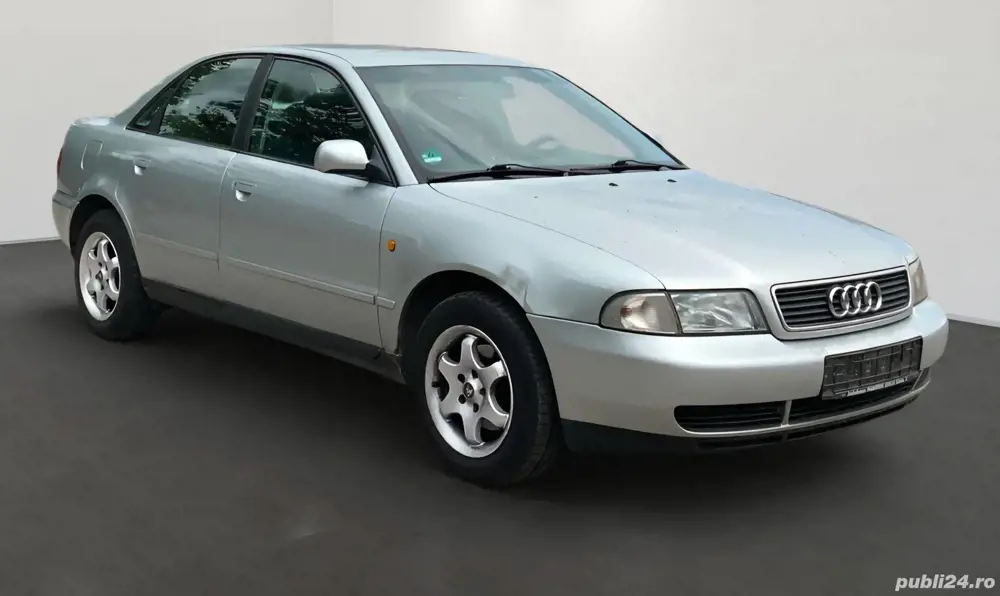 dezmembrez audi a4 b5