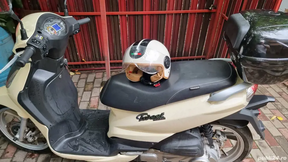 Peugeot Tweet 125 Peugeot Tweet 125