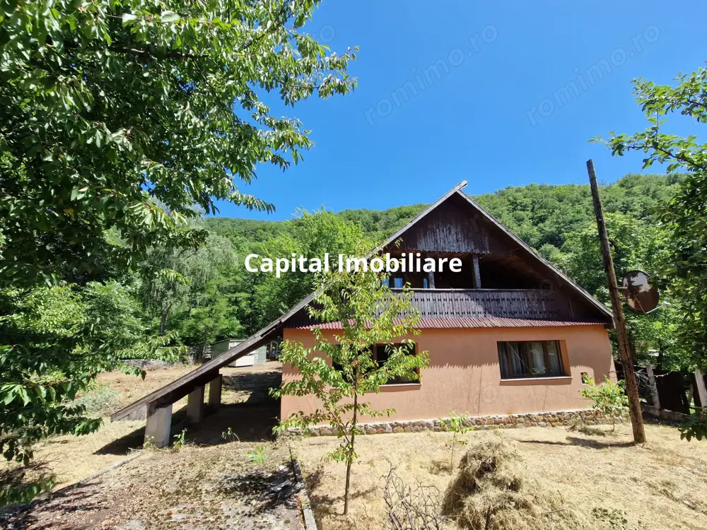 Casa cu teren de vanzare in Baita, 140m², 4 camere, Comision 0%