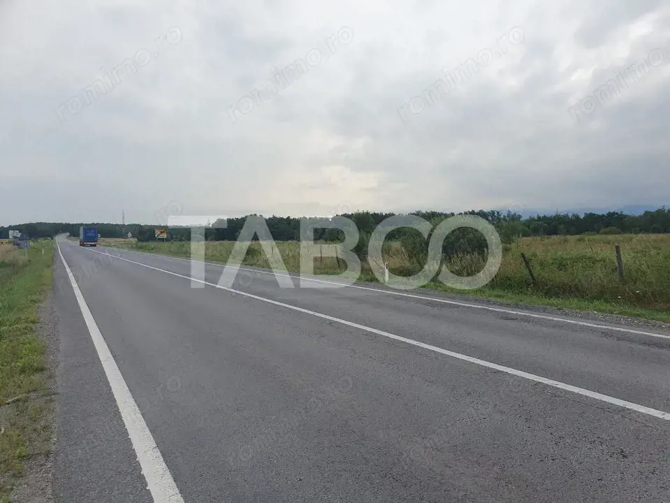 Teren intravilan 5040 mp in Sercaia acces DN1 168 m