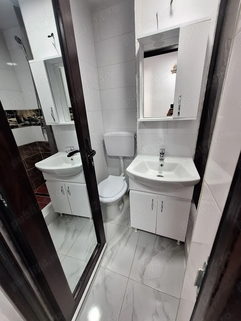 Închiriez apartament 