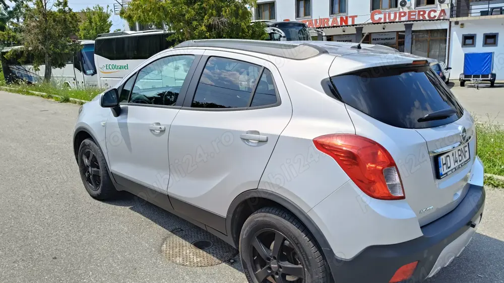 Vând Opel Mokka