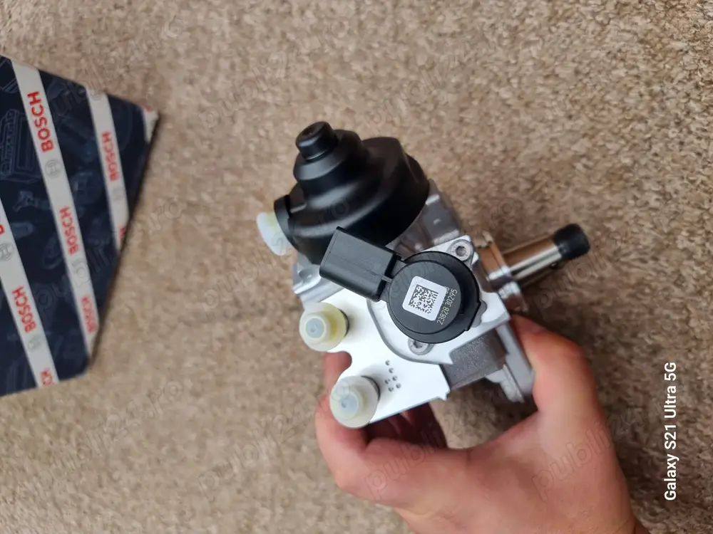 Audi BOSCH high pressure fuel pump 0445010568