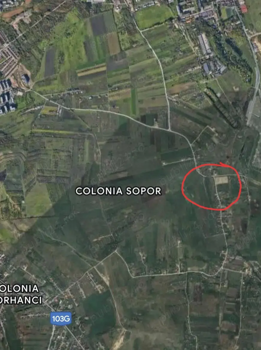 Teren intravilan Sopor, 1000mp, la drumul principal, front 29m