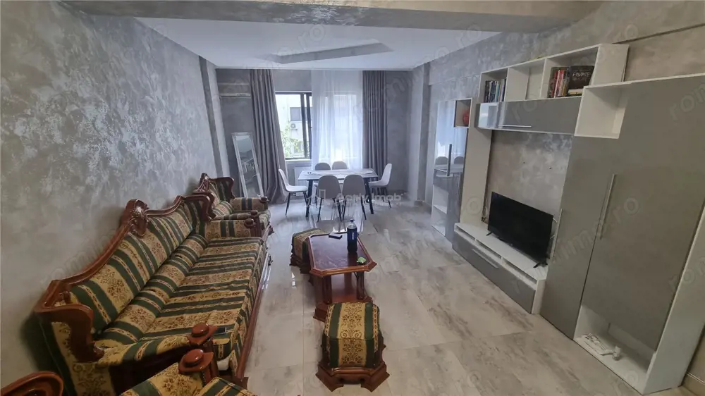 3 camere 107mp Piata Unirii