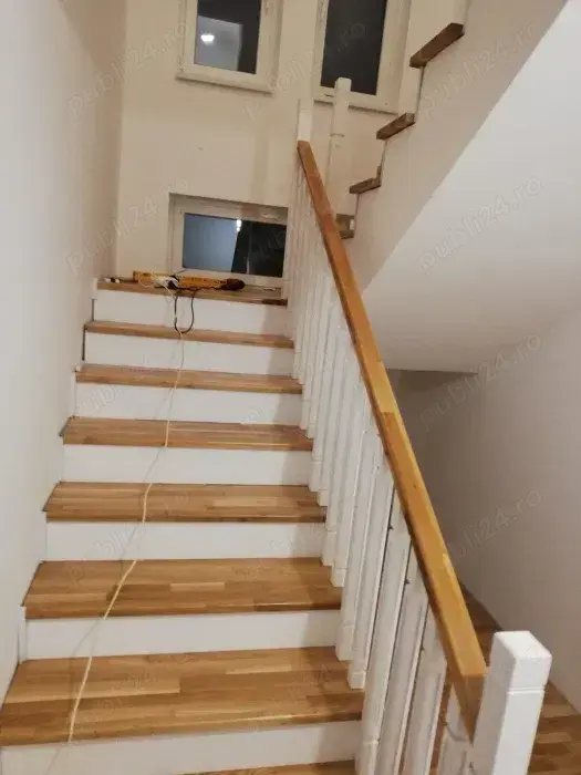 Angajam muncitori calificati in prelucrarea lemnului, montatori parchet