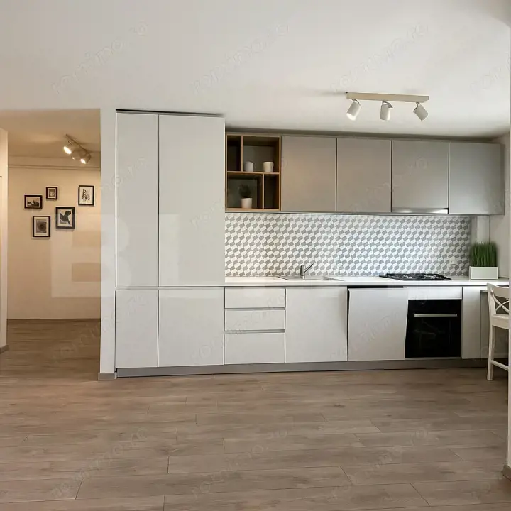 Apartament cu 2 camere , 57 mp, în zona BMW