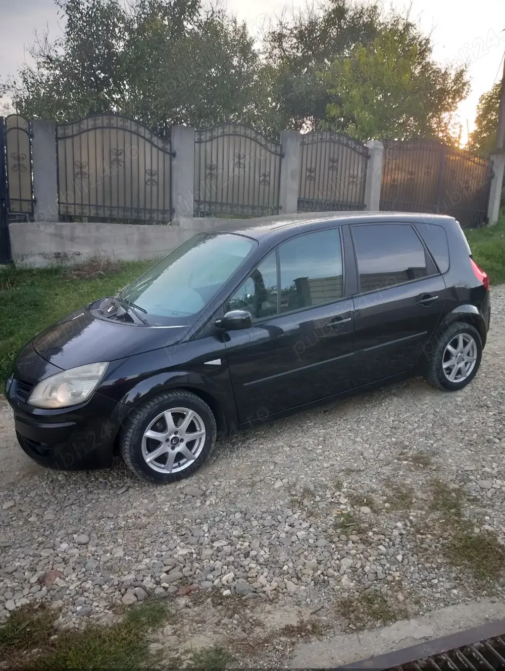Renault Scenic2 106 cai