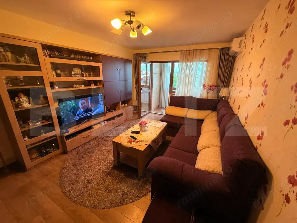 Apartament cu 3 camere, 64 mp utili, Tractorul, 5 minute de Coresi