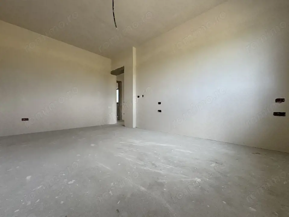 Duplex 4 camere 105mp utili+12mp terasa, 250mp teren, P+1+Pod -Chisoda